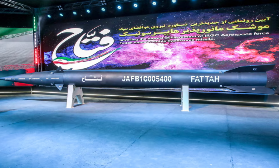 La Guardia Revolucionaria de Irán anunció el lanzamiento de misiles hipersónicos contra Israel