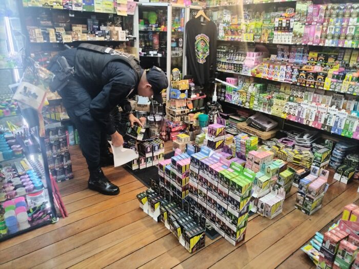 Clausuran seis locales y decomisan más de mil productos con THC tras intoxicación de menor en San Pedro