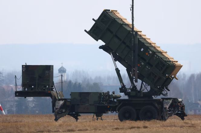 Donald Trump dijo que Volodimir Zelensky no debería atacar Moscú y lanzó una advertencia a Vladimir Putin