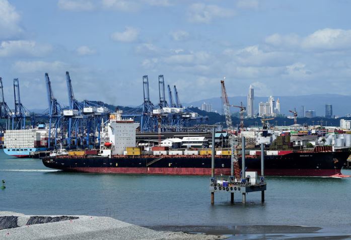 EEUU advirtió a Panamá sobre el riesgo de permitir que empresas del régimen de China operen puertos clave del Canal