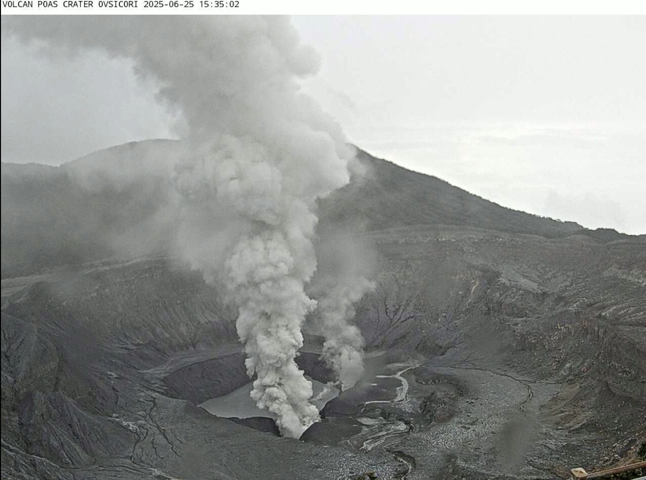 CNE pasa a alerta verde el Parque Nacional Volcán Poás ante disminución en su actividad