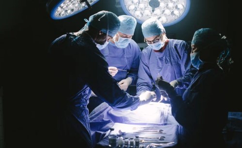 Cantidad de pacientes que esperan una cirugía en la CCSS creció en más de 5 mil este año