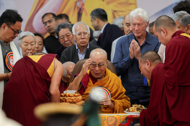 El Dalai Lama criticó la falta de libertad en China y pidió a las comunidades budistas mantener vivas sus tradiciones