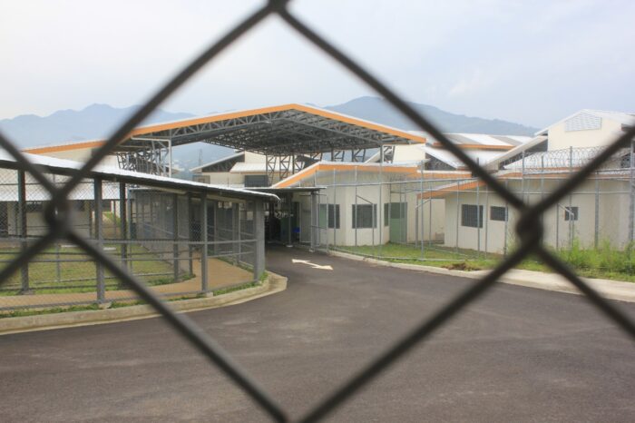 Sala IV rechaza de plano acción contra circular utilizada para trasladar reclusos a máxima seguridad