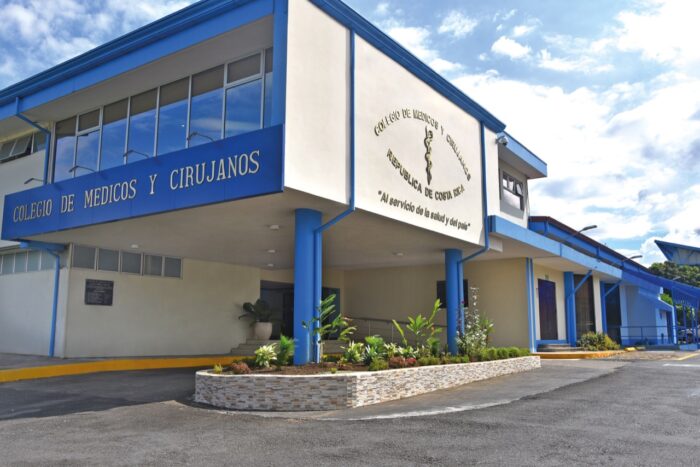 Colegio de Médicos confirma investigación de certificados para evadir vacuna contra fiebre amarilla