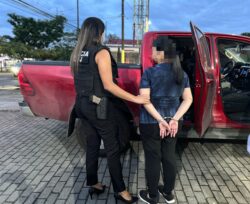 Detienen a doctora sospechosa de sustraer hasta ¢11 millones de cuenta de adulta mayor tras ganarse su confianza