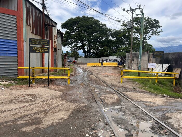 Autoridades intervinieron zona ilegal de residuos en Pavas para evitar ingreso de camiones