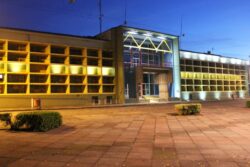 Concejo Municipal de Cartago rechazó declarar no grato al Presidente Chaves