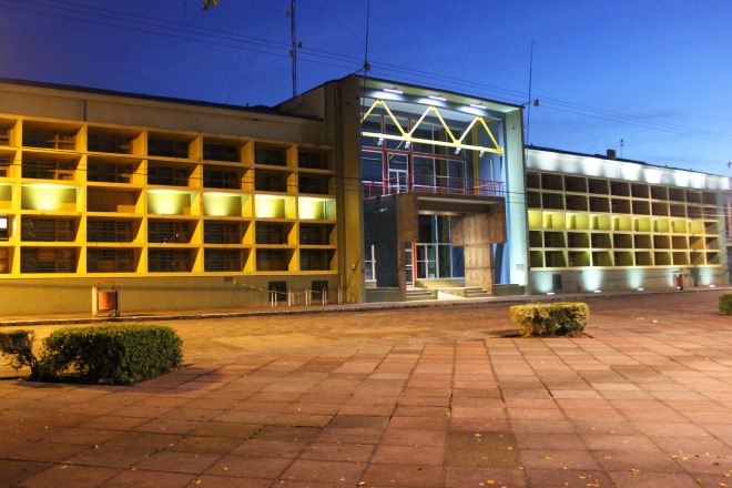 Concejo Municipal de Cartago rechazó declarar no grato al Presidente Chaves