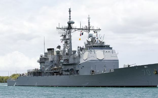 EEUU sumó un submarino nuclear y un crucero lanzamisiles al operativo frente a Venezuela para combatir el narcoterrorismo
