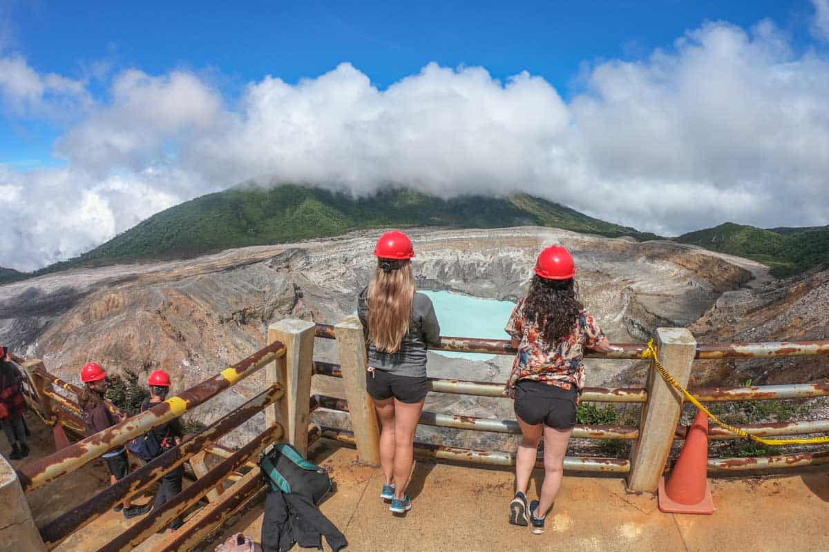 Comerciantes reportan mayor afluencia de turistas a una semana de la apertura del Parque Nacional Volcán Poás