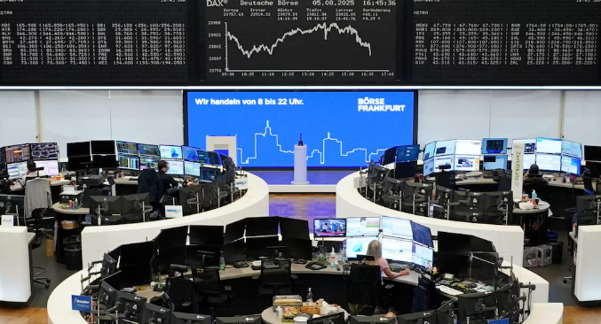 Tras el rebote del lunes, Wall Street sumó una nueva caída