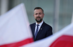 Polonia dijo que un alto el fuego en Ucrania “está más cerca que nunca” y afirmó que Zelensky podría ser invitado a la cumbre entre Trump y Putin