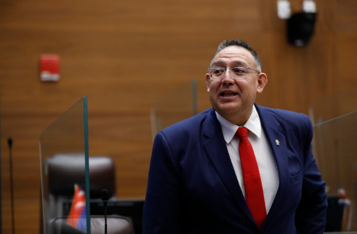 Leslye Bojorges fustigó al candidato Juan Carlos Hidalgo tras exclusión de la campaña del PUSC