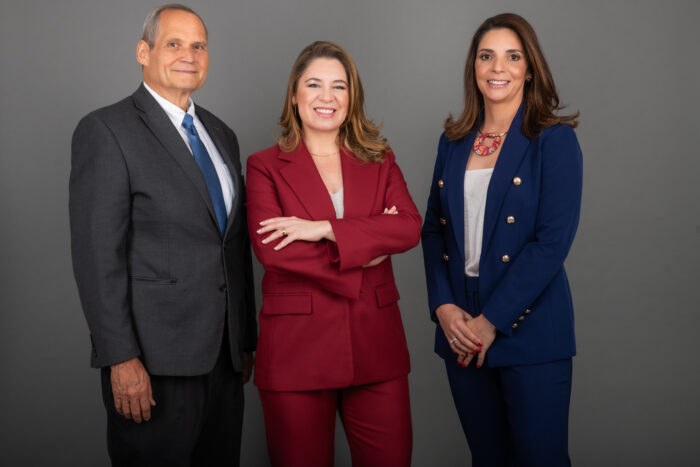 Claudia Dobles anunció a Andrea Centeno y Luis Felipe Arauz como candidaturas a las vicepresidencias