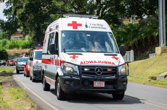 Colisión múltiple en Ruta 1 provocó caos vial: 11 personas requirieron traslado a un hospital