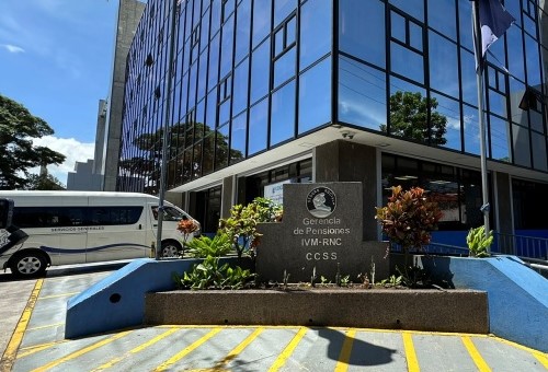 Expertos advierten que pensión apenas cubrirá entre 40% y 60% del último salario