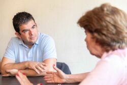 Álvaro Ramos envía fuerte mensaje tras reunión en San Ramón por situación de asamblea cantonal