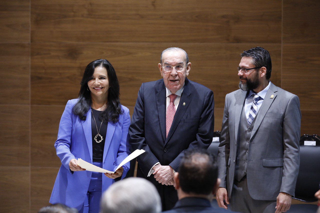 Hacienda presenta Presupuesto Nacional del 2026 a la Asamblea Legislativa por ₡12,8 billones