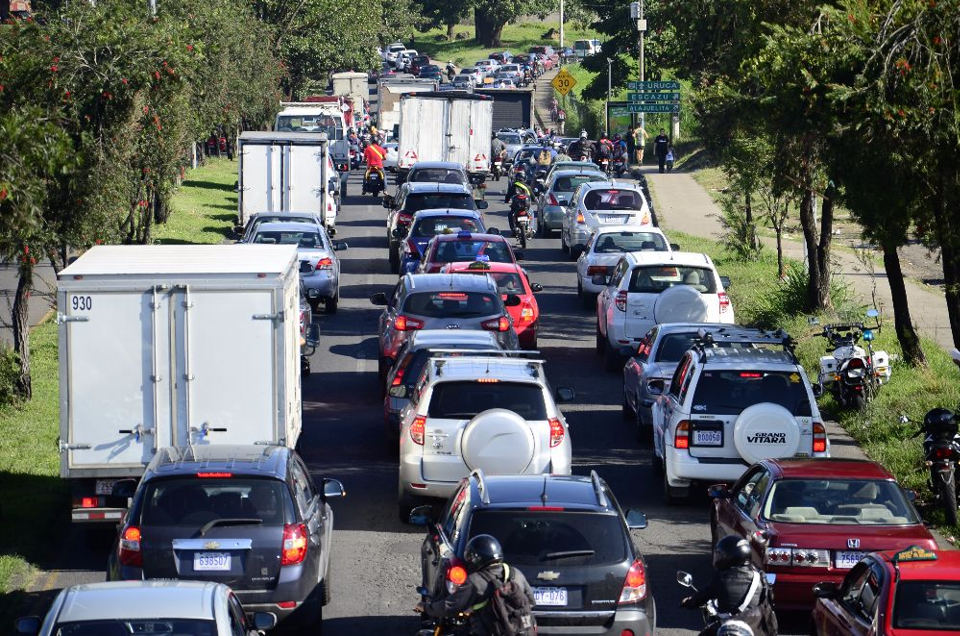 MOPT urge uso racional de vehículos: “Si pusiéramos en fila los carros que circulan en Costa Rica llegarían a Alaska”