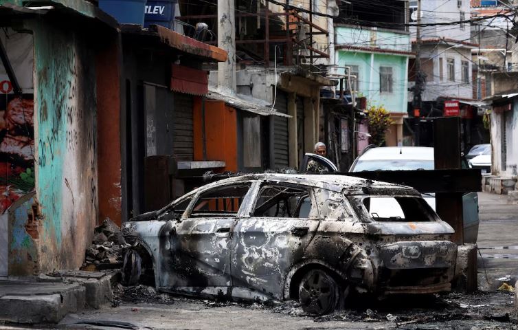 Violencia en Río de Janeiro: al menos 60 muertos en operativos policiales contra Comando Vermelho