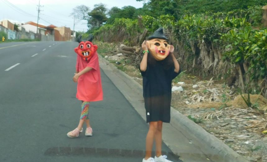 Autoridades piden precaución en carretera durante celebraciones de Halloween y Día de la Mascarada