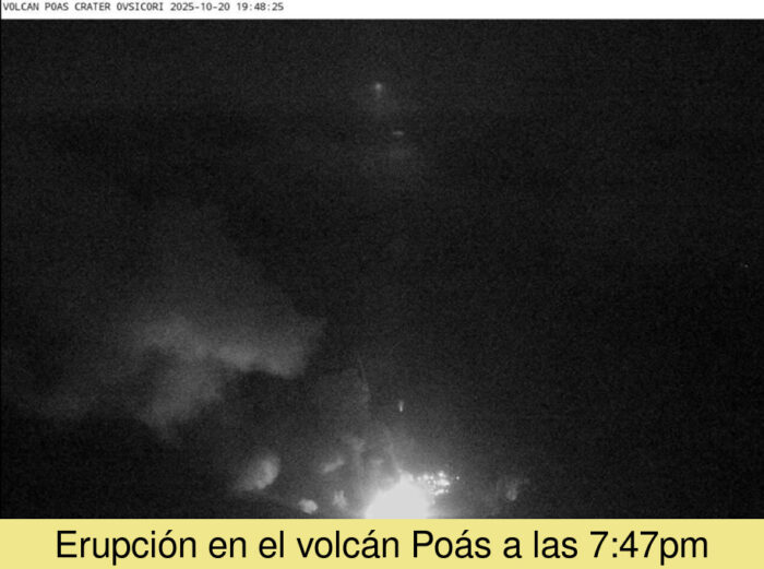 Poás registra nueva erupción con material incandescente y pluma de 500 metros