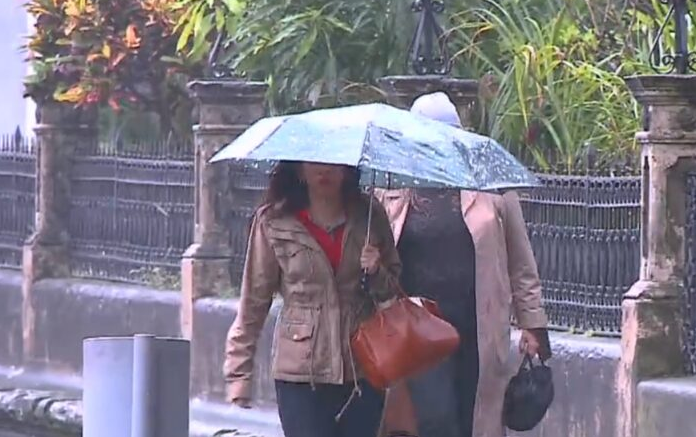 10 centros educativos mantendrán suspendidas las clases presenciales este miércoles tras lluvias