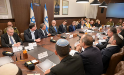 El Gobierno de Israel aprobó el acuerdo con Hamas para el intercambio de rehenes por prisioneros