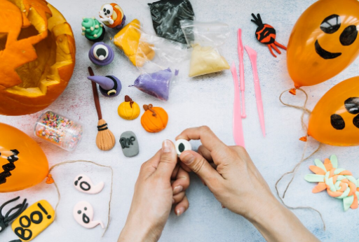 Comercios se preparan para fechas clave: Ventas por Halloween y Viernes Negro