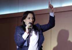 Plan de gobierno de Natalia Díaz prioriza decisiones desde la Presidencia por encima de las reformas de ley