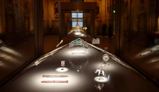 Robo en Museo del Louvre: Coronas, piedras preciosas y uno de los diamantes más famosos del mundo y de “un valor inestimable”