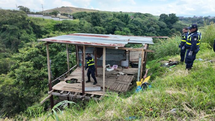 Demuelen rancho desde donde grupo criminal cobraba peaje de ¢500 entre Pavas y Belén