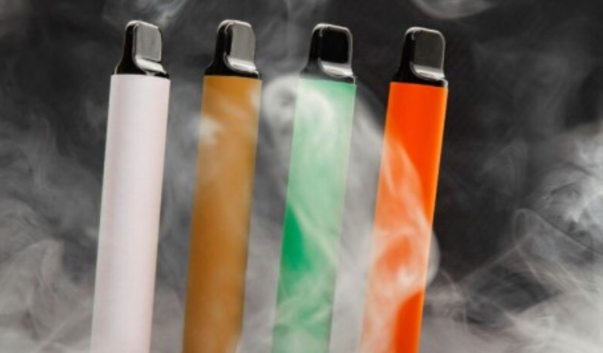 Alertan por estructuras para ventas de vapeadores en colegios: Estudiantes de sétimo los más vulnerables