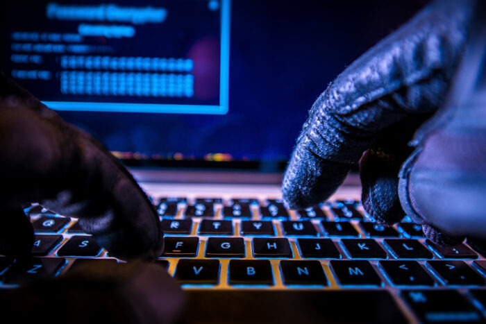 Micitt: 8 de cada 10 amenazas digitales más comunes se podrían evitar con “malicia”