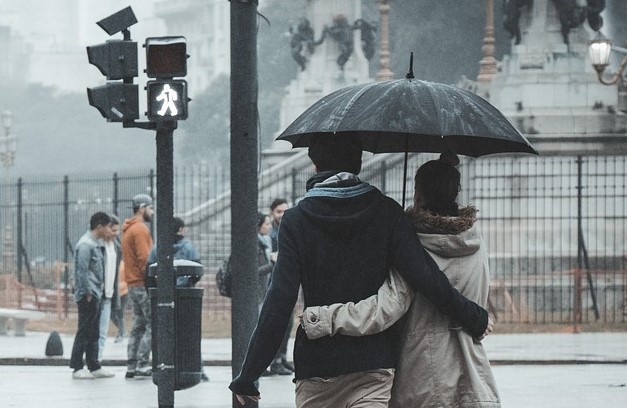¡Tenga precaución! Alerta naranja por lluvias se mantendrá el fin de semana en gran parte del país