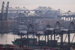 Tregua comercial: China anunció que suspenderá los aranceles portuarios especiales a barcos de Estados Unidos