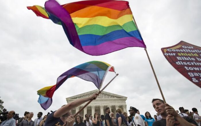 La Corte Suprema rechazó modificar el derecho al matrimonio igualitario en Estados Unidos