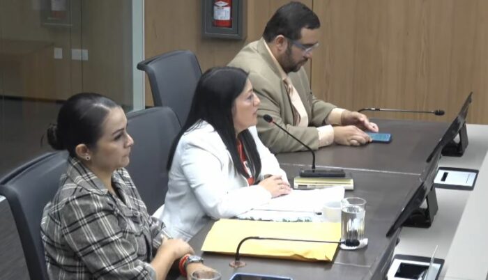 Viceministra rechaza haberse “aprovechado” de ausencia de jerarca de Salud para firmar nueva norma sobre aborto terapéutico