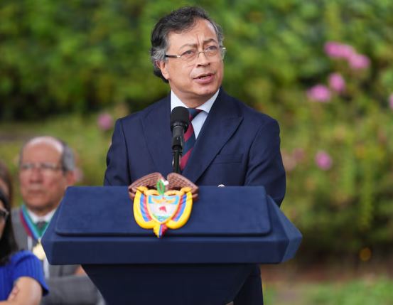 Petro planteó un “gobierno de transición compartido” en Venezuela y habló de sus gestiones