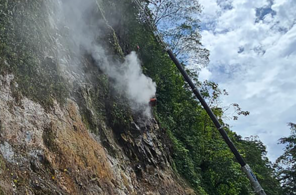 Emergencias y Desastres del MOPT: Ruta 32 no se abriría antes del jueves ante trabajos técnicos pendientes