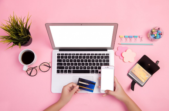 Bancos piden reforzar prevención ante compras digitales y presenciales durante esta temporada