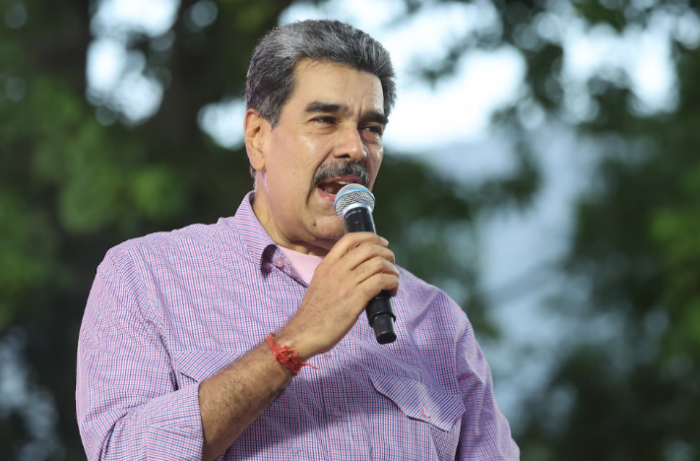 Nicolás Maduro exhibió un plan de defensa para Caracas y La Guaira