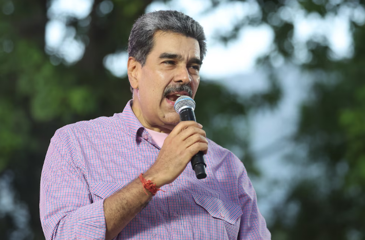 Nicolás Maduro exhibió un plan de defensa para Caracas y La Guaira