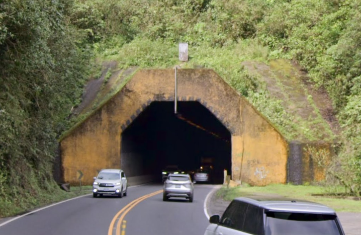 Transportistas de carga expresan preocupación ante cierres constantes en Ruta 32 durante fin de año