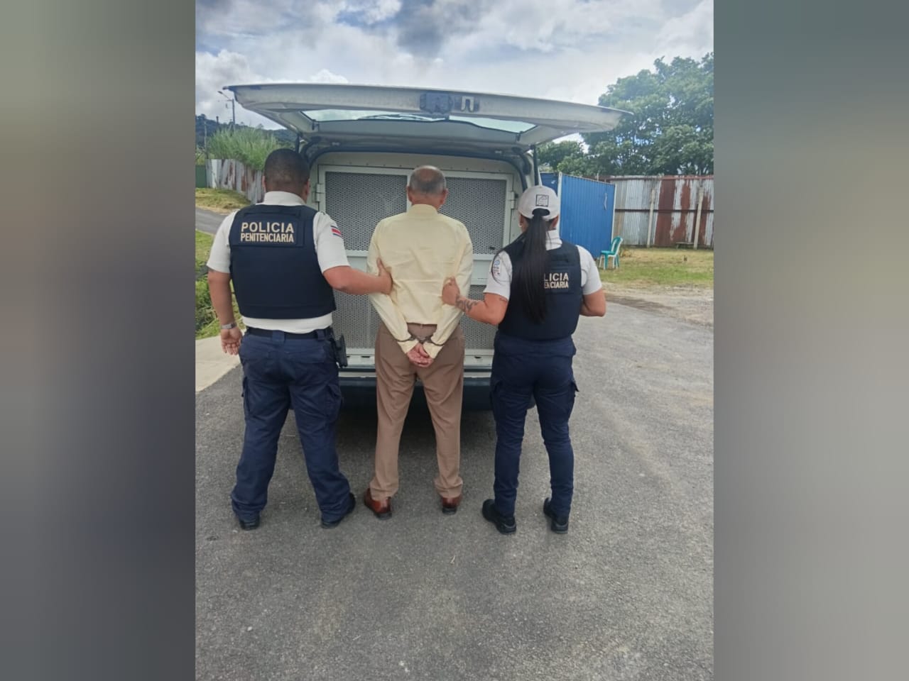 Detuvieron a exdiputado sospechoso de ingresar celular a centro penitenciario