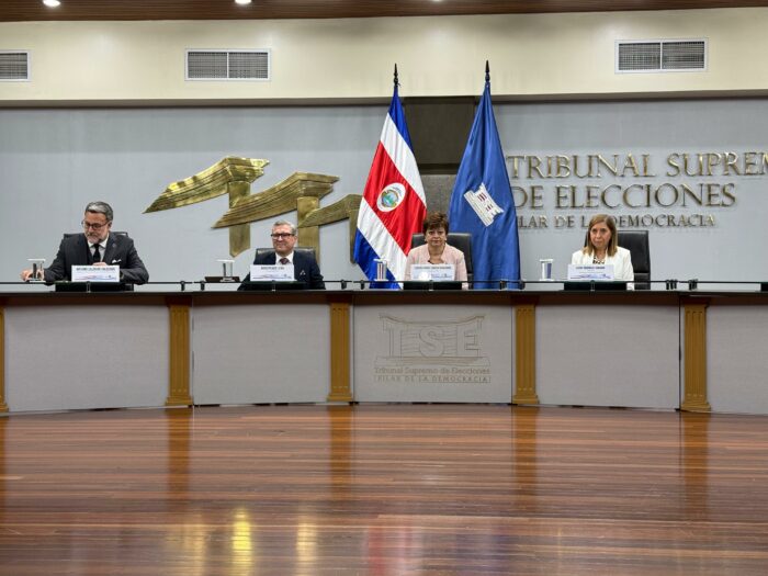 Candidaturas presidenciales firman ‘pacto ético’ para fortalecer valores democráticos