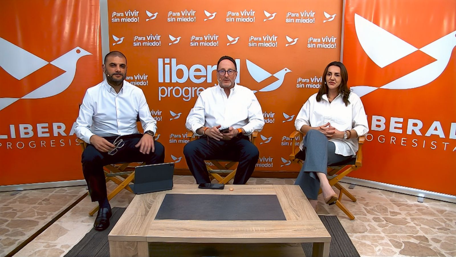 Eliércer Feinzaig presentó plan de gobierno: Promete reducir a 15 los impuestos en el país