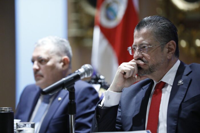 Fracciones discutirán informes de comisión que analizó levantamiento del fuero del Presidente