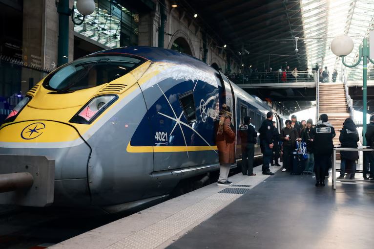 Eurostar suspendió todos los trenes entre París y Londres por “problemas técnicos” bajo el canal de La Mancha